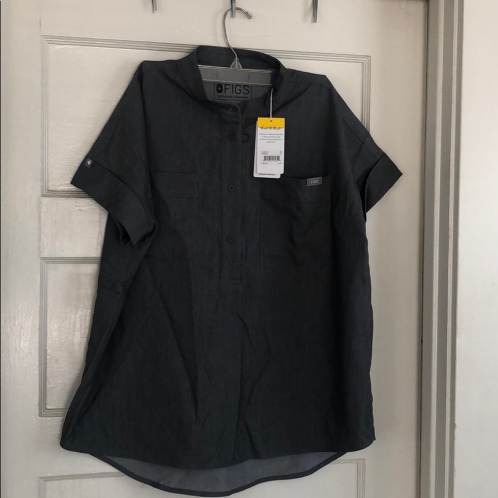 Kira graphite scrub top